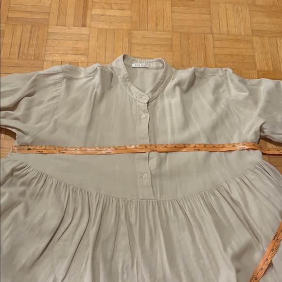 Black Crane Elegant Cream Women's Dress - Picture 3 of 12